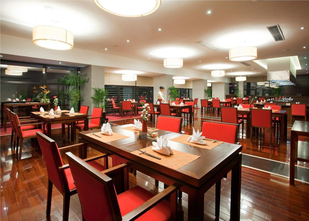 Royal Lotus Hotel Ha Long Exterior photo